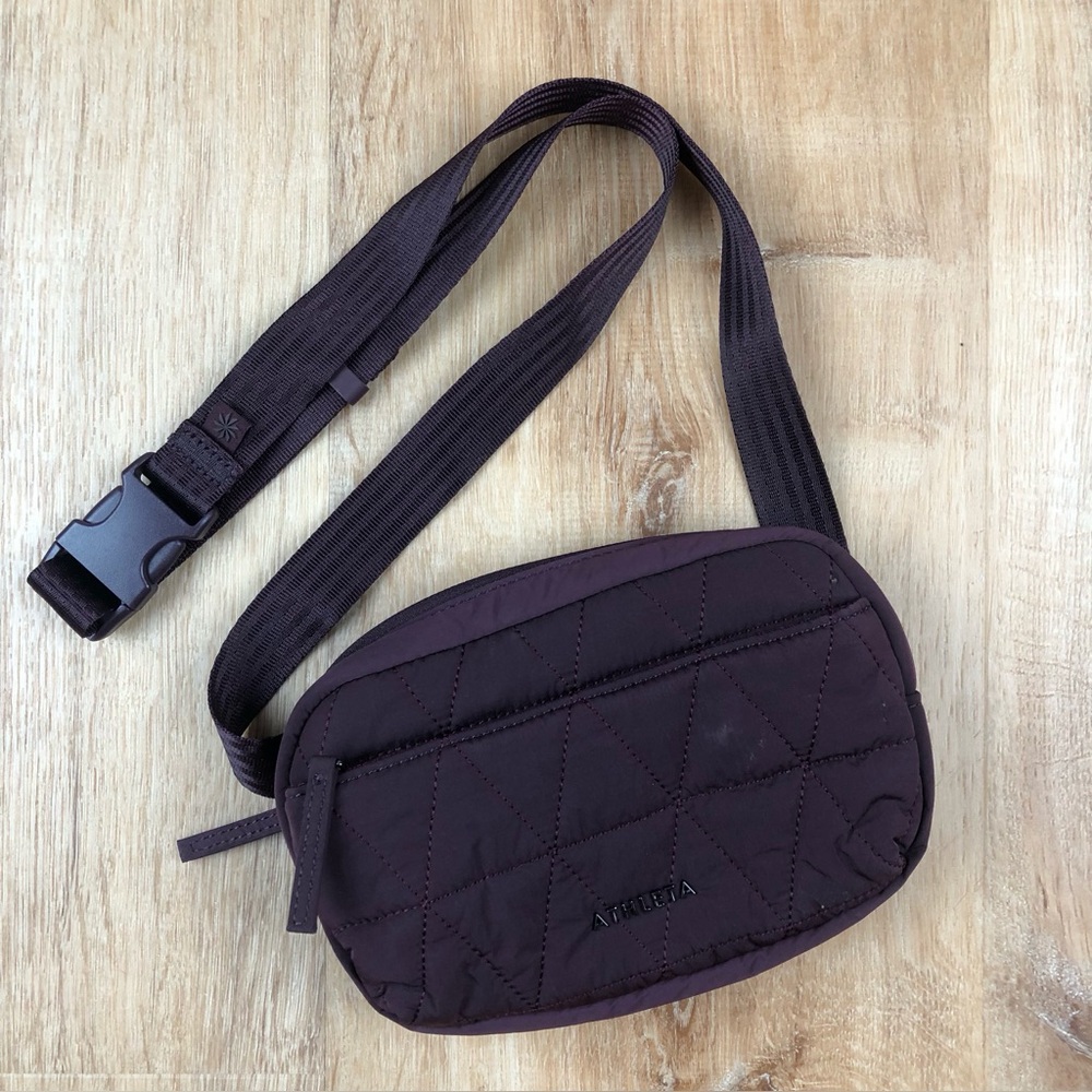 Athleta Quilted Belt Bag